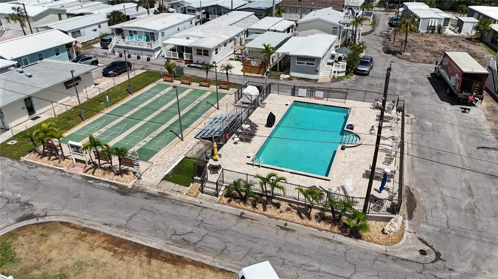 For Sale: $289,000 (1 beds, 1 baths, 320 Square Feet)