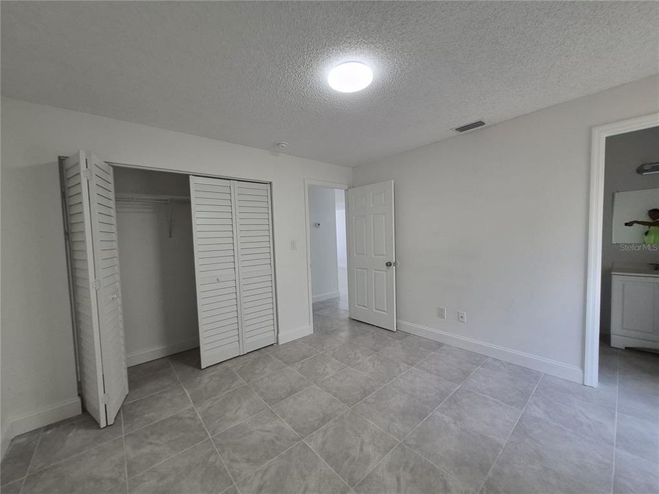 В аренду: $1,150 (2 спален, 2 ванн, 868 Квадратных фут)
