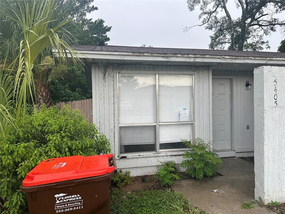 For Rent: $1,250 (2 beds, 2 baths, 868 Square Feet)