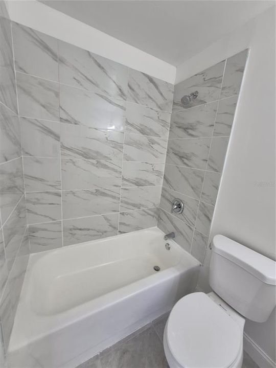 В аренду: $1,150 (2 спален, 2 ванн, 868 Квадратных фут)