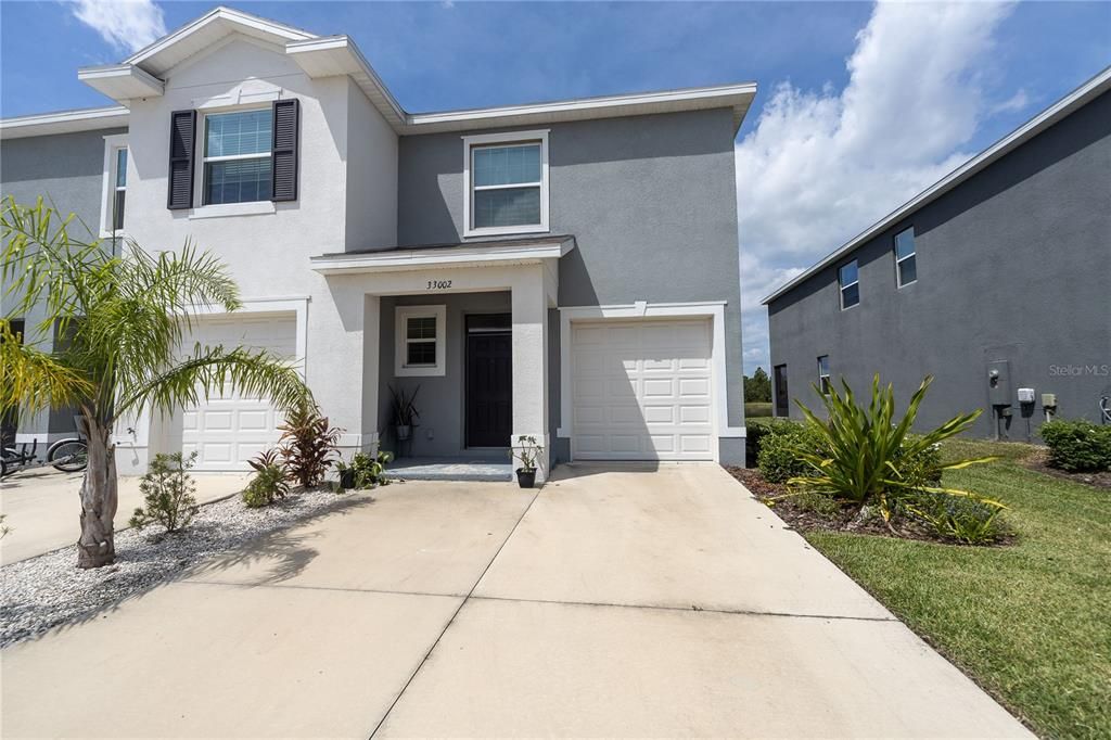 Под контрактом: $289,000 (3 спален, 2 ванн, 1758 Квадратных фут)