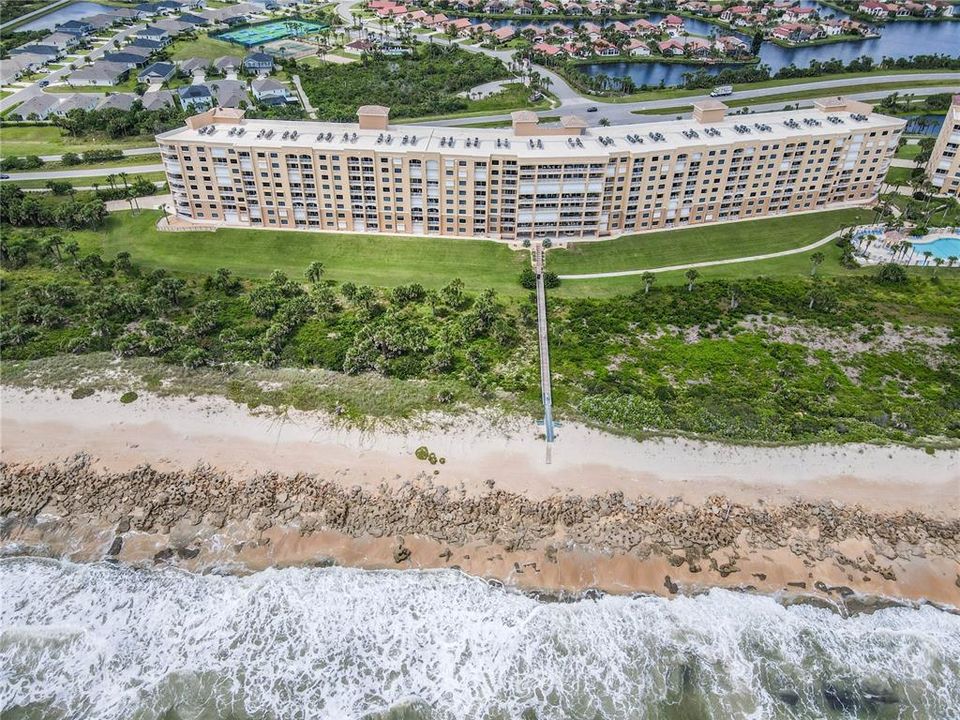 For Sale: $565,000 (2 beds, 2 baths, 1455 Square Feet)