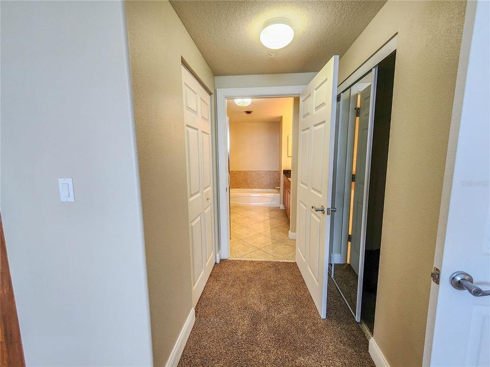 For Sale: $565,000 (2 beds, 2 baths, 1455 Square Feet)