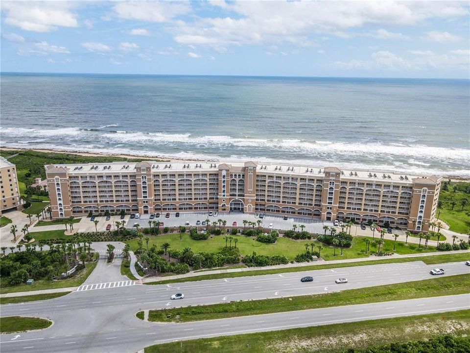 For Sale: $565,000 (2 beds, 2 baths, 1455 Square Feet)