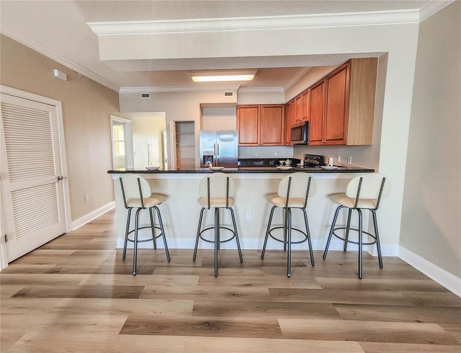 For Sale: $565,000 (2 beds, 2 baths, 1455 Square Feet)