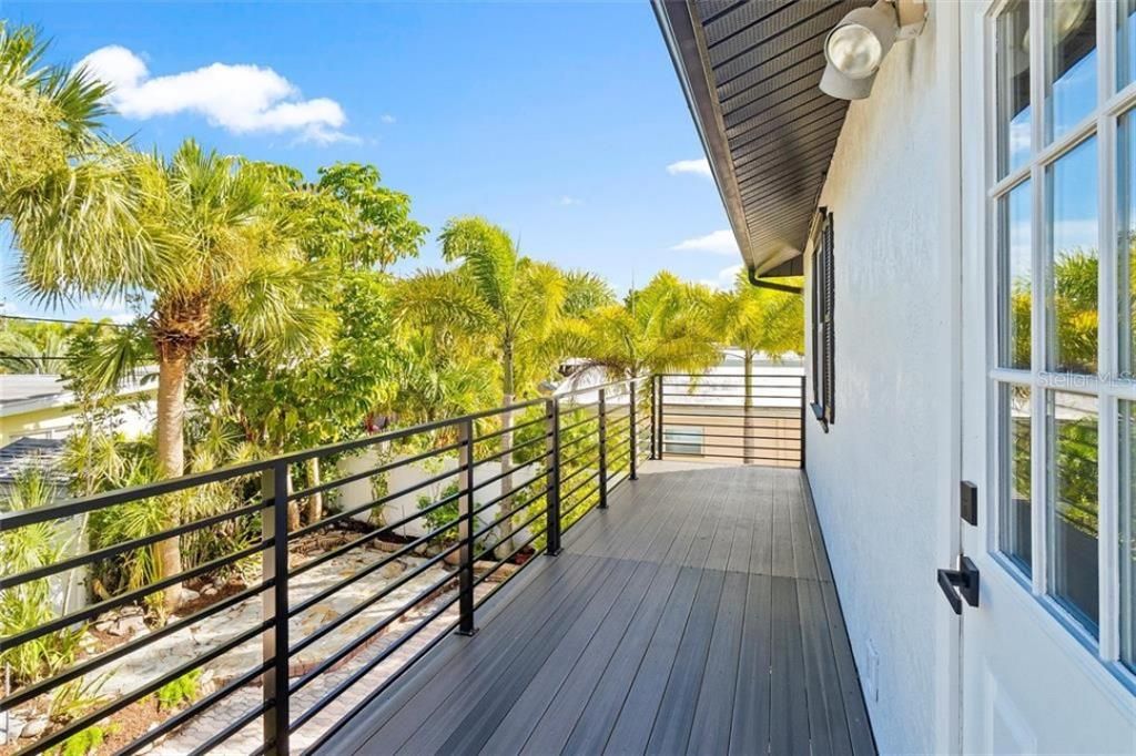 For Sale: $939,000 (4 beds, 3 baths, 2310 Square Feet)