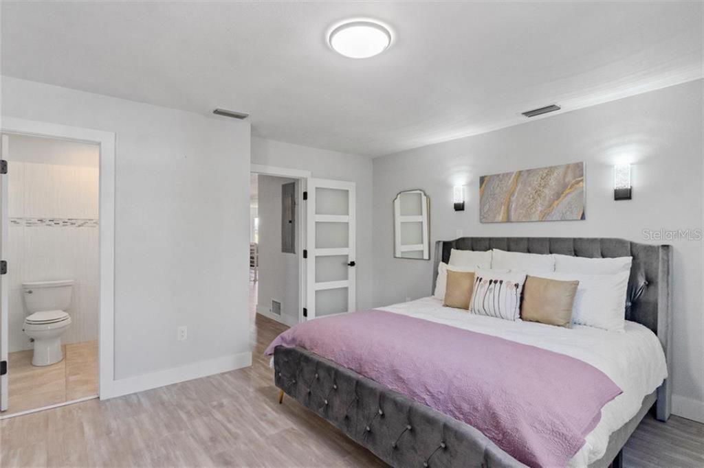 For Sale: $939,000 (4 beds, 3 baths, 2310 Square Feet)