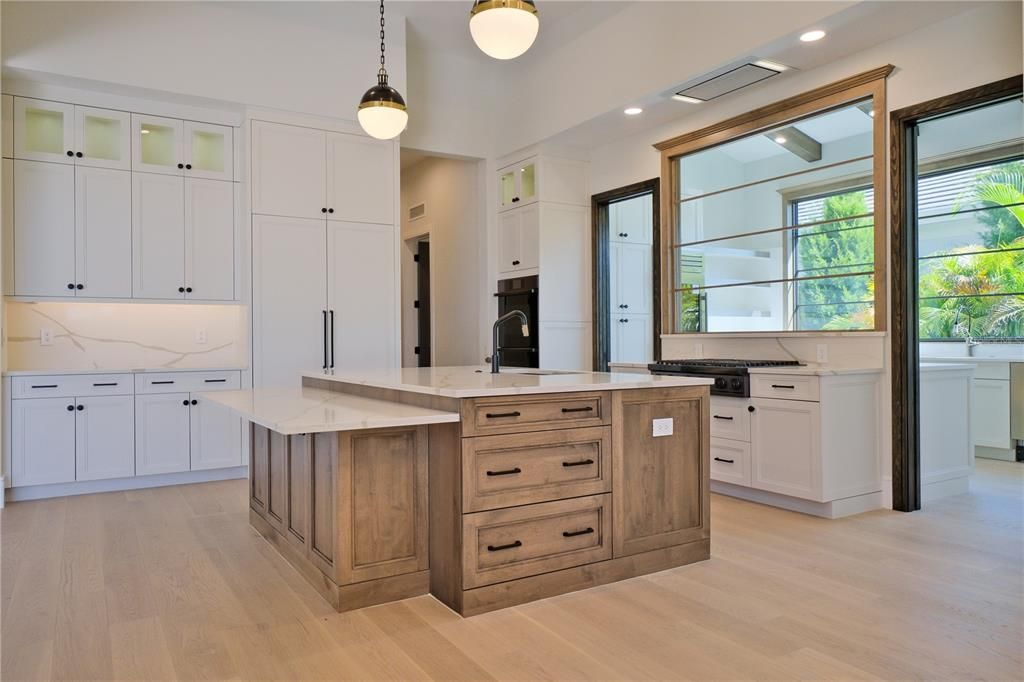 For Sale: $4,950,000 (3 beds, 4 baths, 4661 Square Feet)