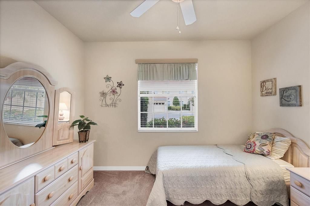 待售: $294,000 (3 贝兹, 2 浴室, 1383 平方英尺)