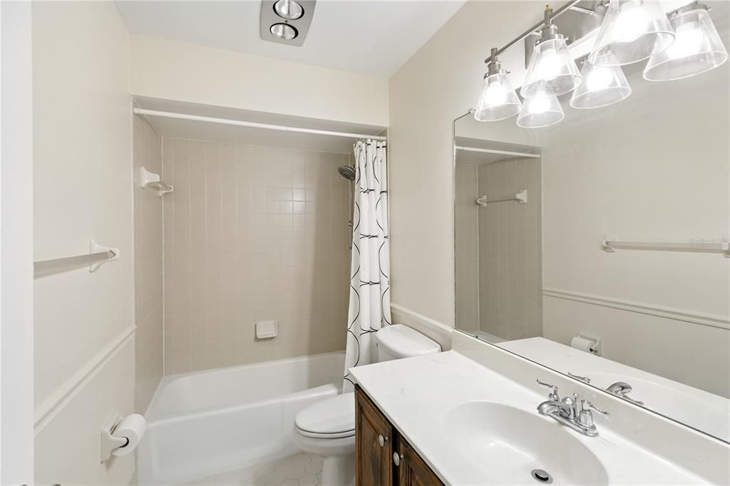 待售: $210,000 (3 贝兹, 2 浴室, 1814 平方英尺)