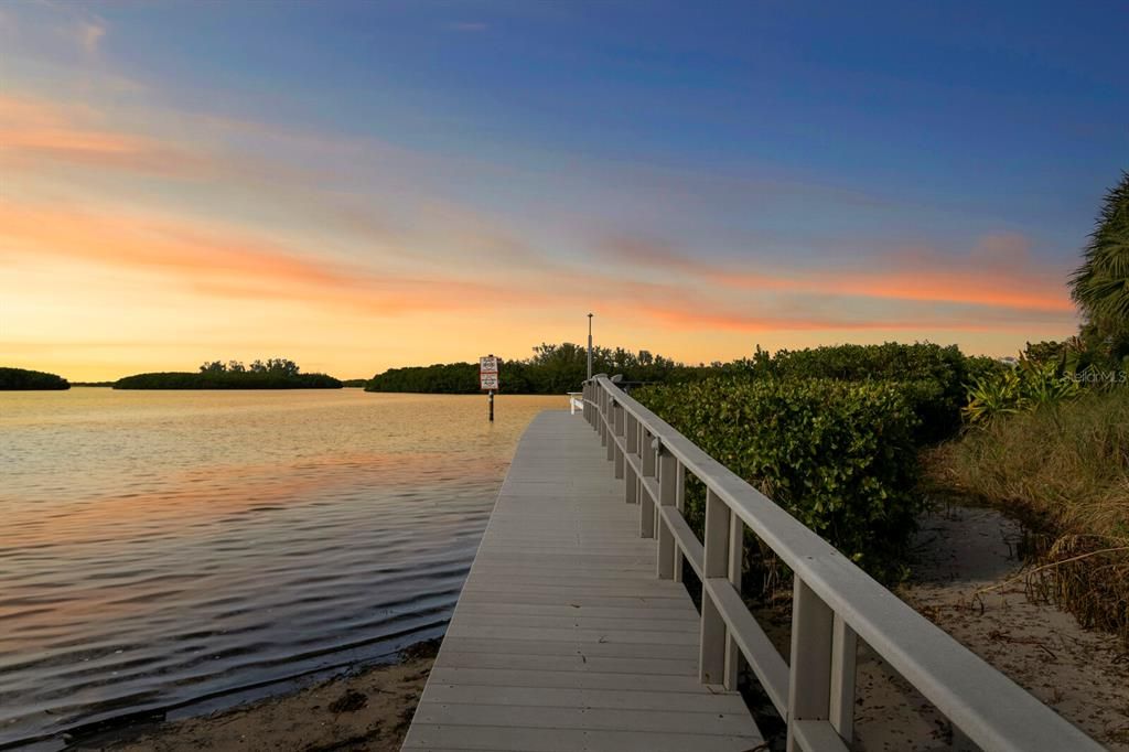 合同活跃: $4,795,000 (0.81 acres)