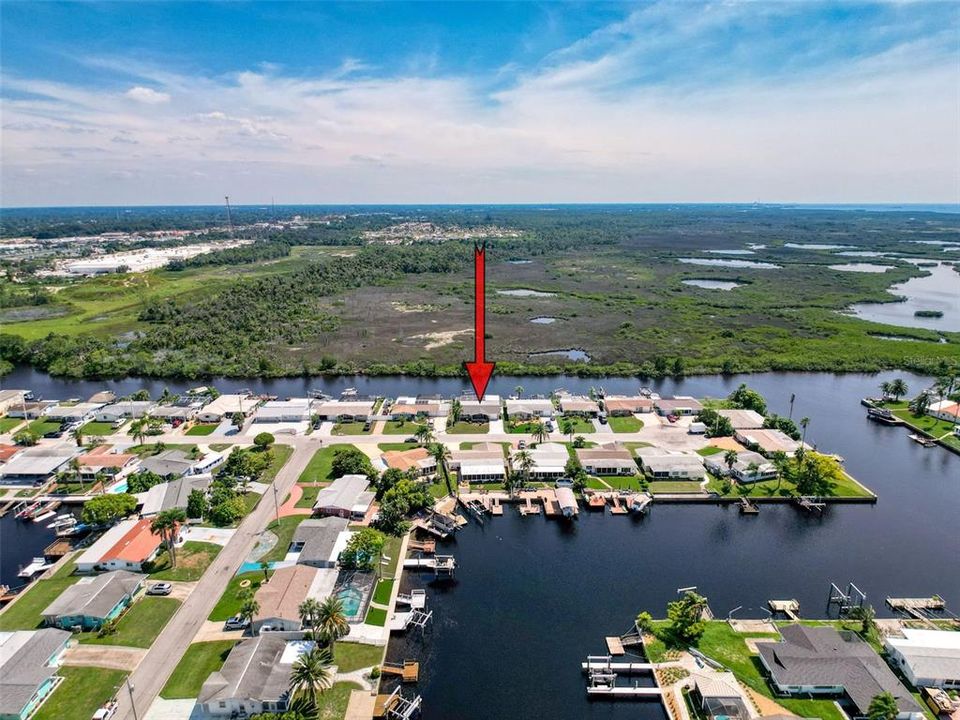 合同活跃: $470,000 (2 贝兹, 2 浴室, 1326 平方英尺)