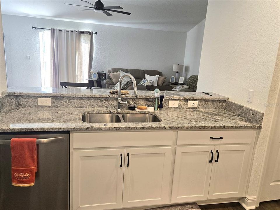 For Sale: $425,800 (4 beds, 2 baths, 2270 Square Feet)