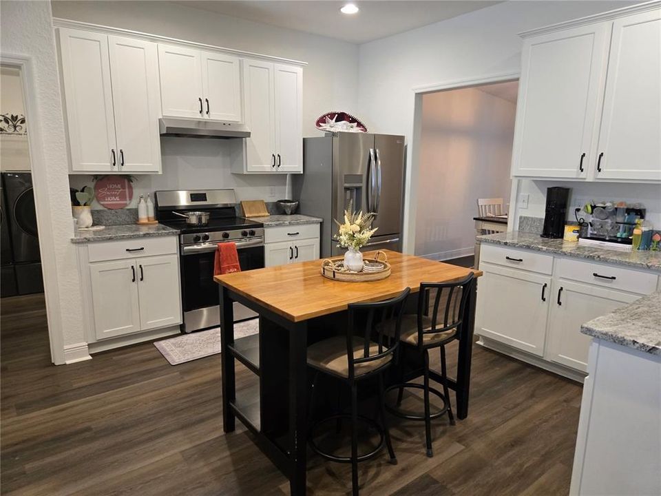 For Sale: $425,800 (4 beds, 2 baths, 2270 Square Feet)