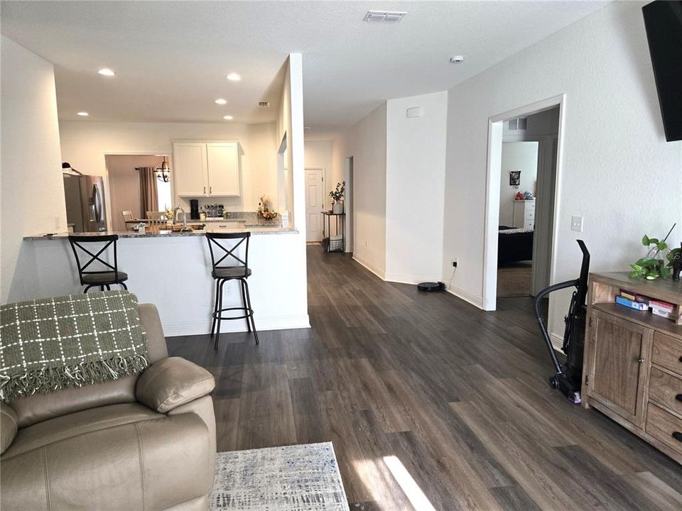 For Sale: $425,800 (4 beds, 2 baths, 2270 Square Feet)