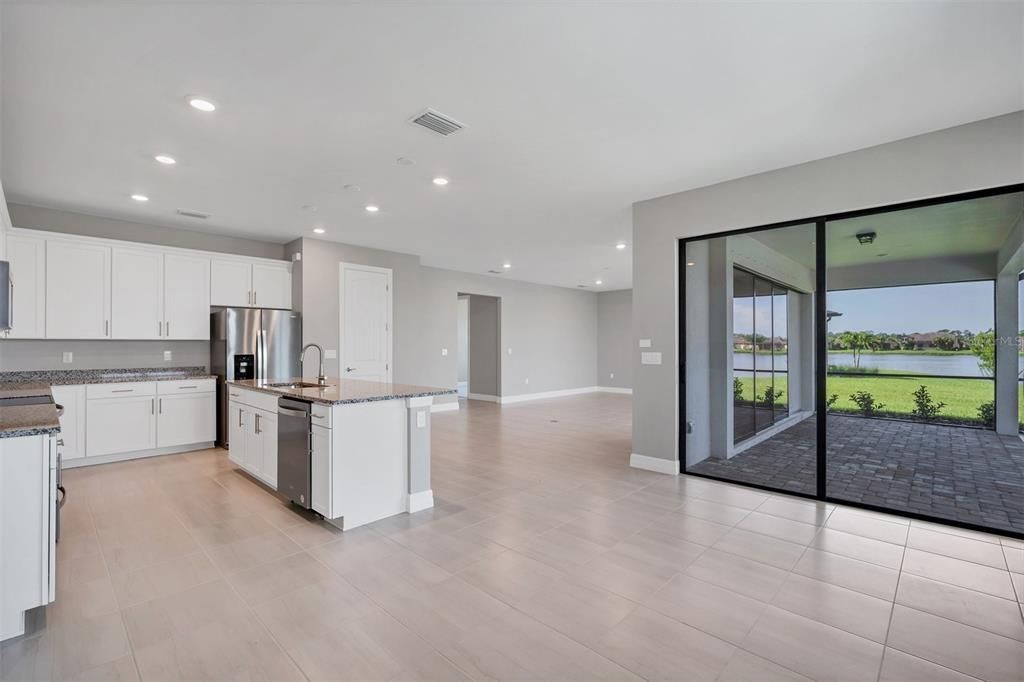 В аренду: $4,295 (5 спален, 4 ванн, 3416 Квадратных фут)