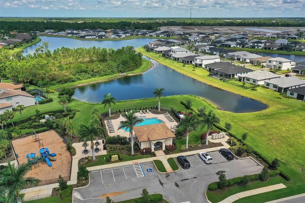 В аренду: $4,295 (5 спален, 4 ванн, 3416 Квадратных фут)