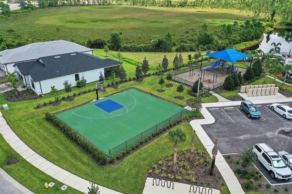 В аренду: $4,295 (5 спален, 4 ванн, 3416 Квадратных фут)