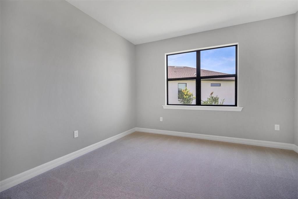 В аренду: $4,295 (5 спален, 4 ванн, 3416 Квадратных фут)