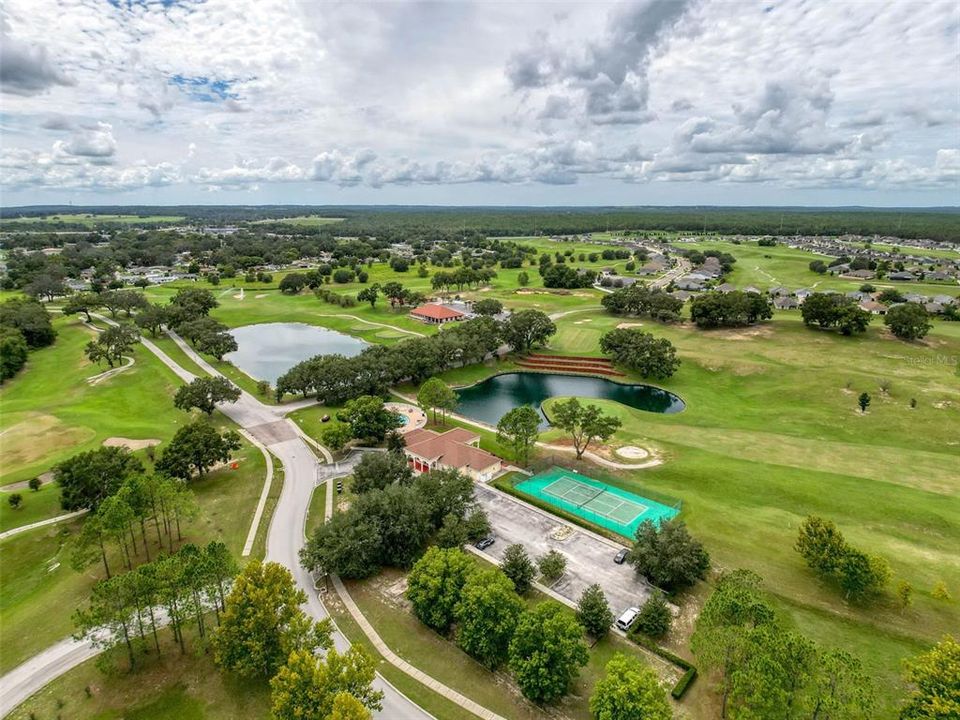 待售: $294,000 (4 贝兹, 3 浴室, 1825 平方英尺)