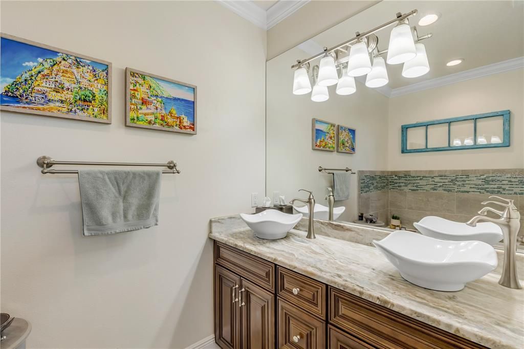 For Sale: $1,259,900 (3 beds, 2 baths, 2500 Square Feet)