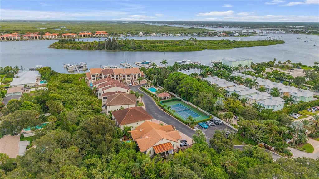 For Sale: $1,259,900 (3 beds, 2 baths, 2500 Square Feet)