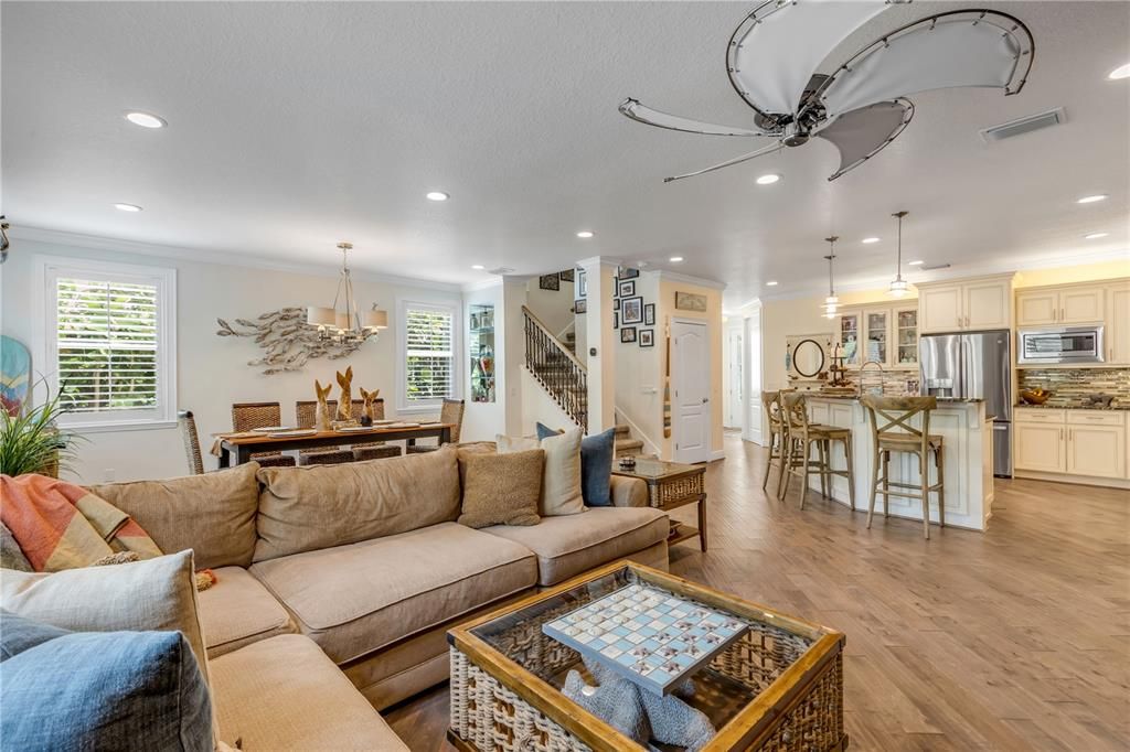 For Sale: $1,259,900 (3 beds, 2 baths, 2500 Square Feet)