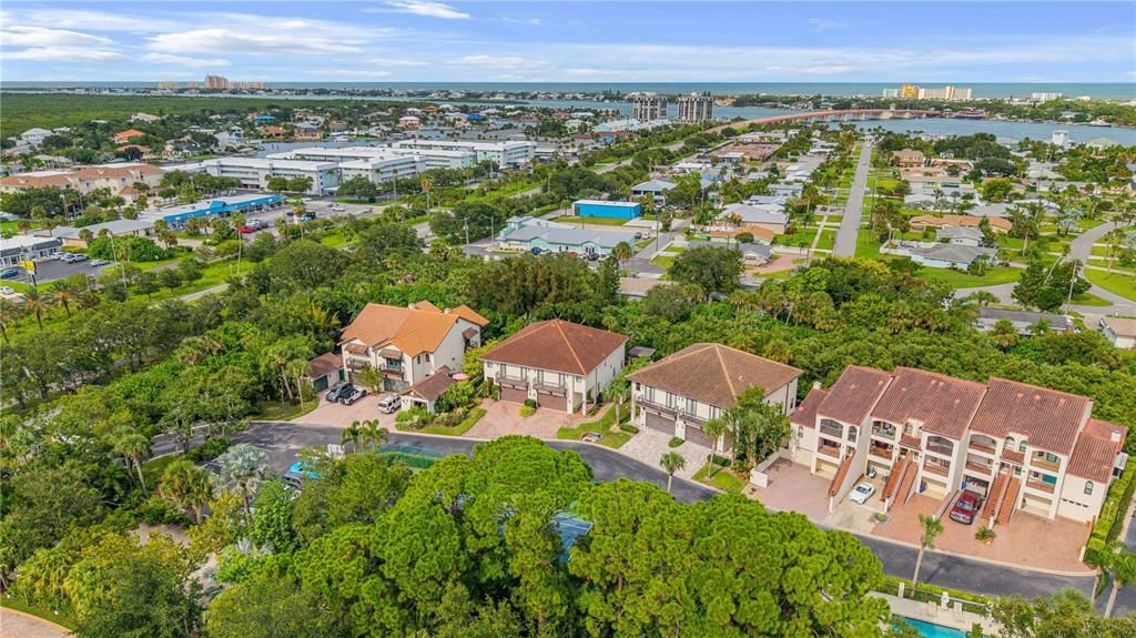 For Sale: $1,259,900 (3 beds, 2 baths, 2500 Square Feet)