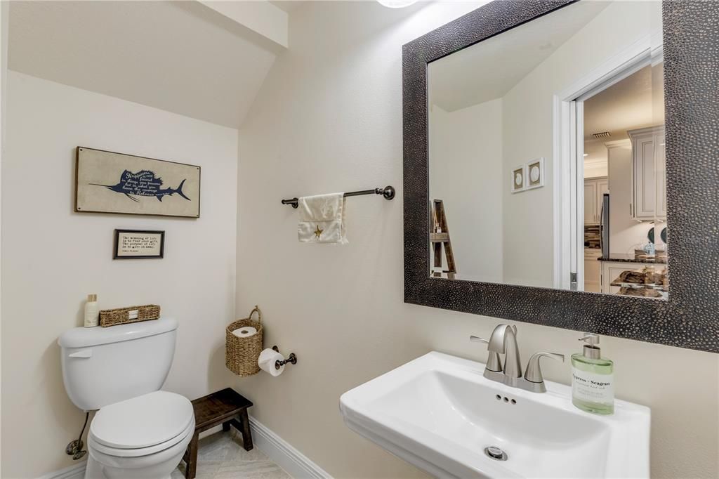 For Sale: $1,259,900 (3 beds, 2 baths, 2500 Square Feet)