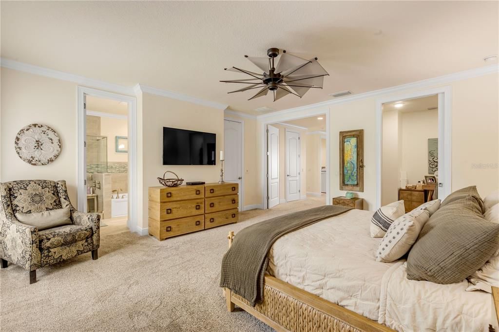 For Sale: $1,259,900 (3 beds, 2 baths, 2500 Square Feet)