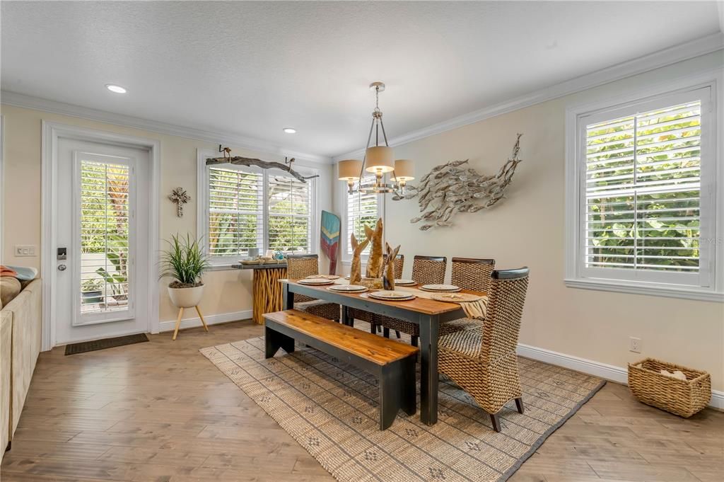 For Sale: $1,259,900 (3 beds, 2 baths, 2500 Square Feet)