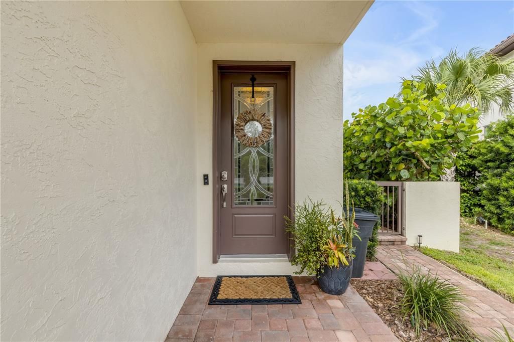 For Sale: $1,259,900 (3 beds, 2 baths, 2500 Square Feet)