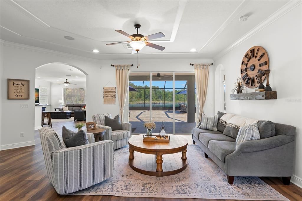 На продажу: $665,000 (5 спален, 4 ванн, 3374 Квадратных фут)