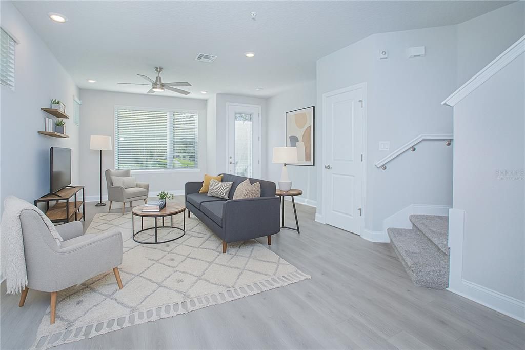 Active With Contract: $439,900 (2 beds, 2 baths, 1517 Square Feet)