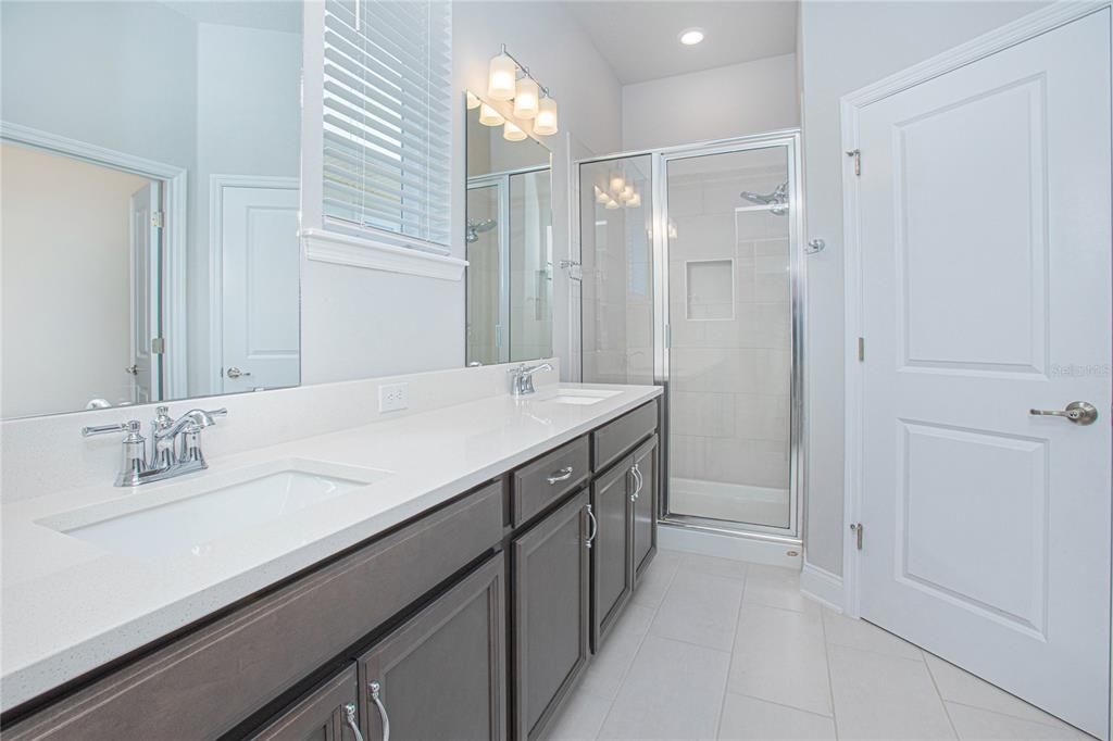 Active With Contract: $439,900 (2 beds, 2 baths, 1517 Square Feet)