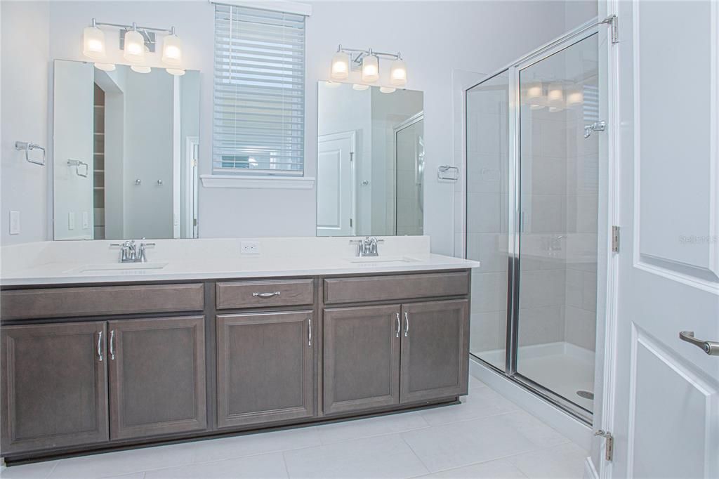 Active With Contract: $439,900 (2 beds, 2 baths, 1517 Square Feet)