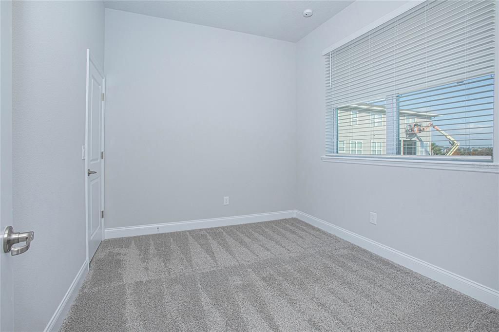 Active With Contract: $439,900 (2 beds, 2 baths, 1517 Square Feet)