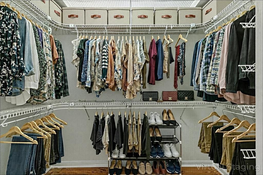 Activo con contrato: $699,000 (4 camas, 3 baños, 3097 Pies cuadrados)