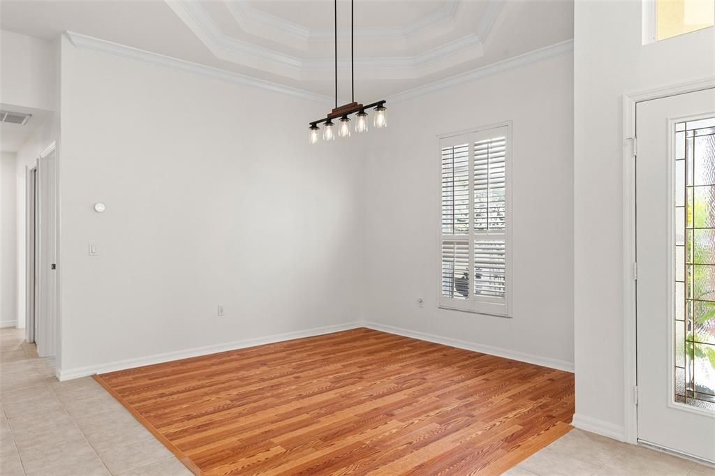 Activo con contrato: $699,000 (4 camas, 3 baños, 3097 Pies cuadrados)