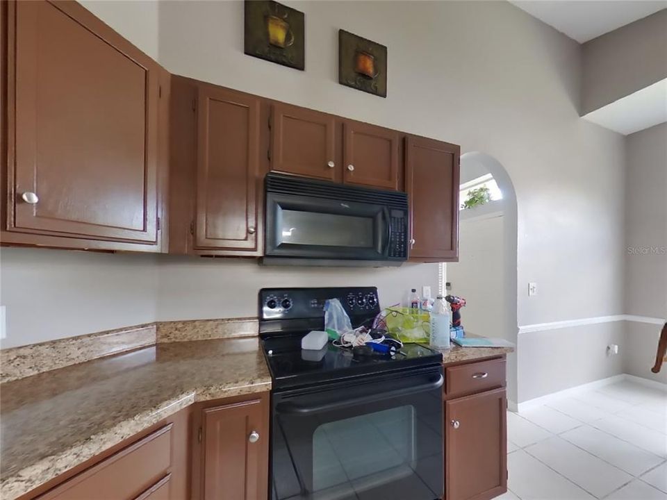 Active With Contract: $2,369 (3 beds, 2 baths, 1857 Square Feet)