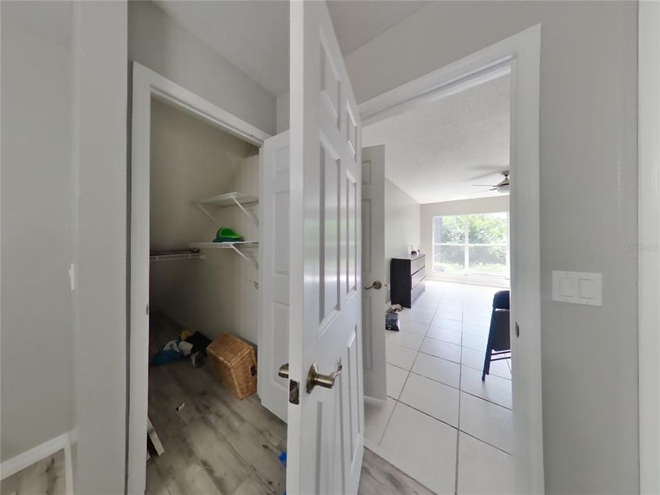 Active With Contract: $2,369 (3 beds, 2 baths, 1857 Square Feet)