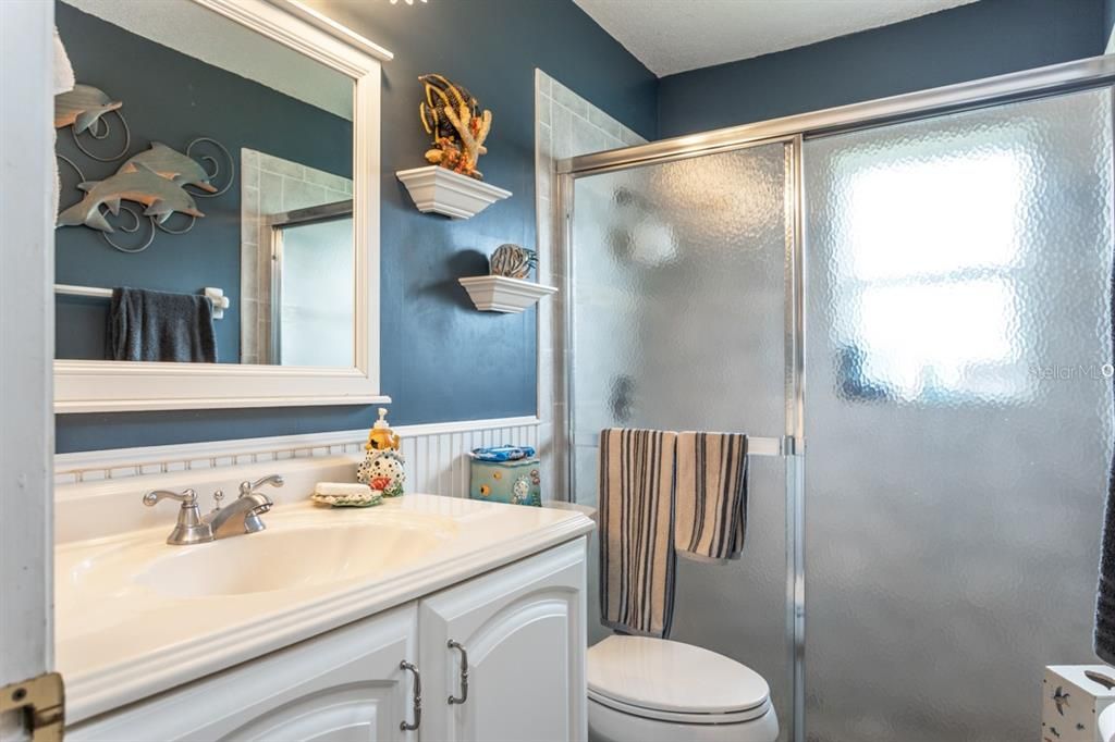 Под контрактом: $365,000 (2 спален, 2 ванн, 1276 Квадратных фут)