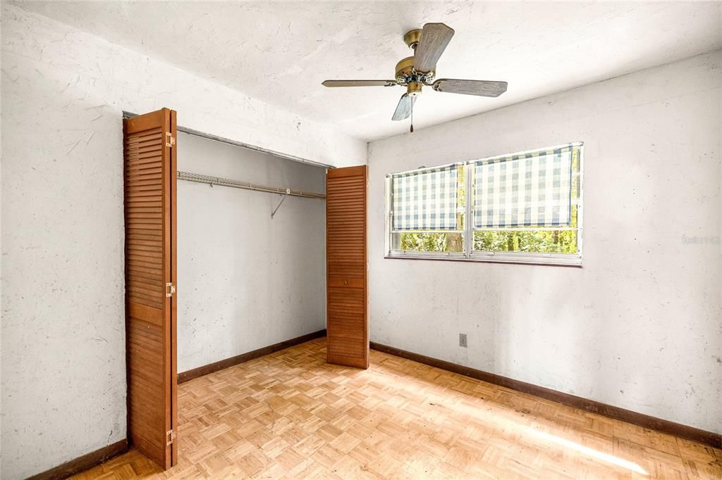 Activo con contrato: $269,000 (3 camas, 1 baños, 1363 Pies cuadrados)