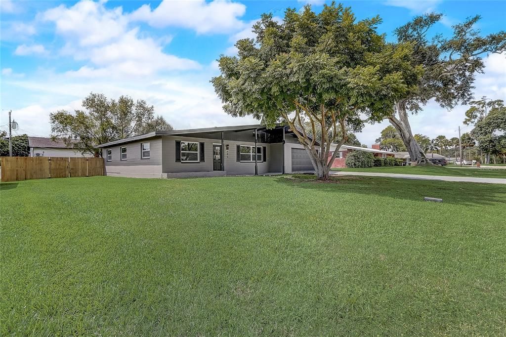 En Venta: $419,999 (4 camas, 2 baños, 1936 Pies cuadrados)