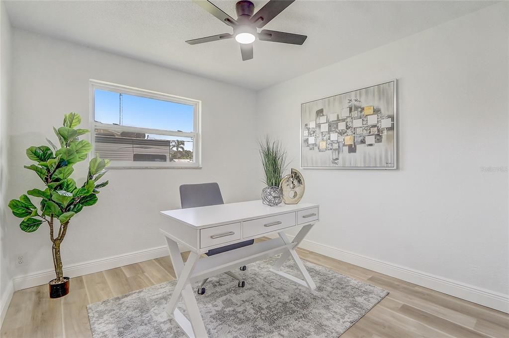 En Venta: $419,999 (4 camas, 2 baños, 1936 Pies cuadrados)