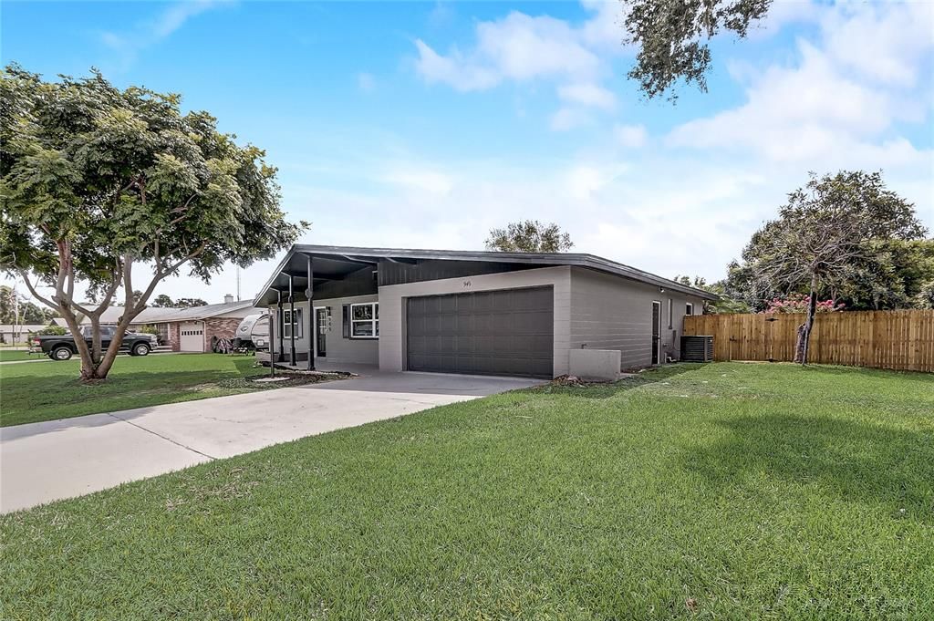 En Venta: $419,999 (4 camas, 2 baños, 1936 Pies cuadrados)