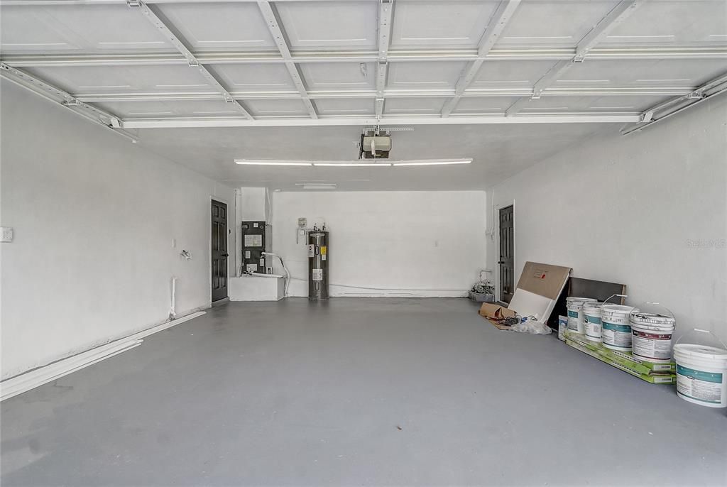 En Venta: $419,999 (4 camas, 2 baños, 1936 Pies cuadrados)