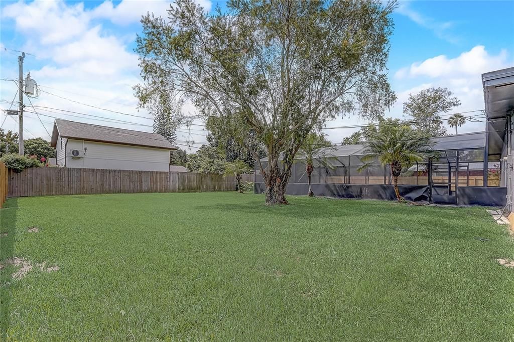 En Venta: $419,999 (4 camas, 2 baños, 1936 Pies cuadrados)