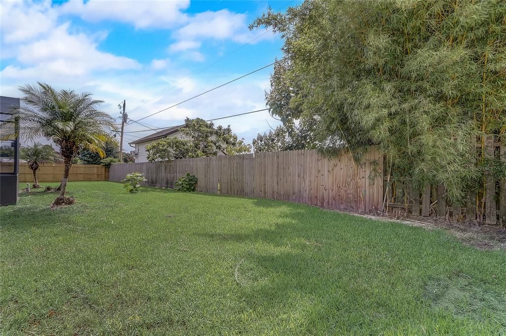 En Venta: $419,999 (4 camas, 2 baños, 1936 Pies cuadrados)