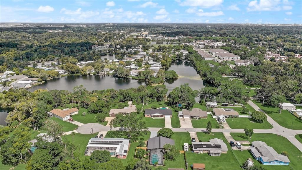 En Venta: $419,999 (4 camas, 2 baños, 1936 Pies cuadrados)